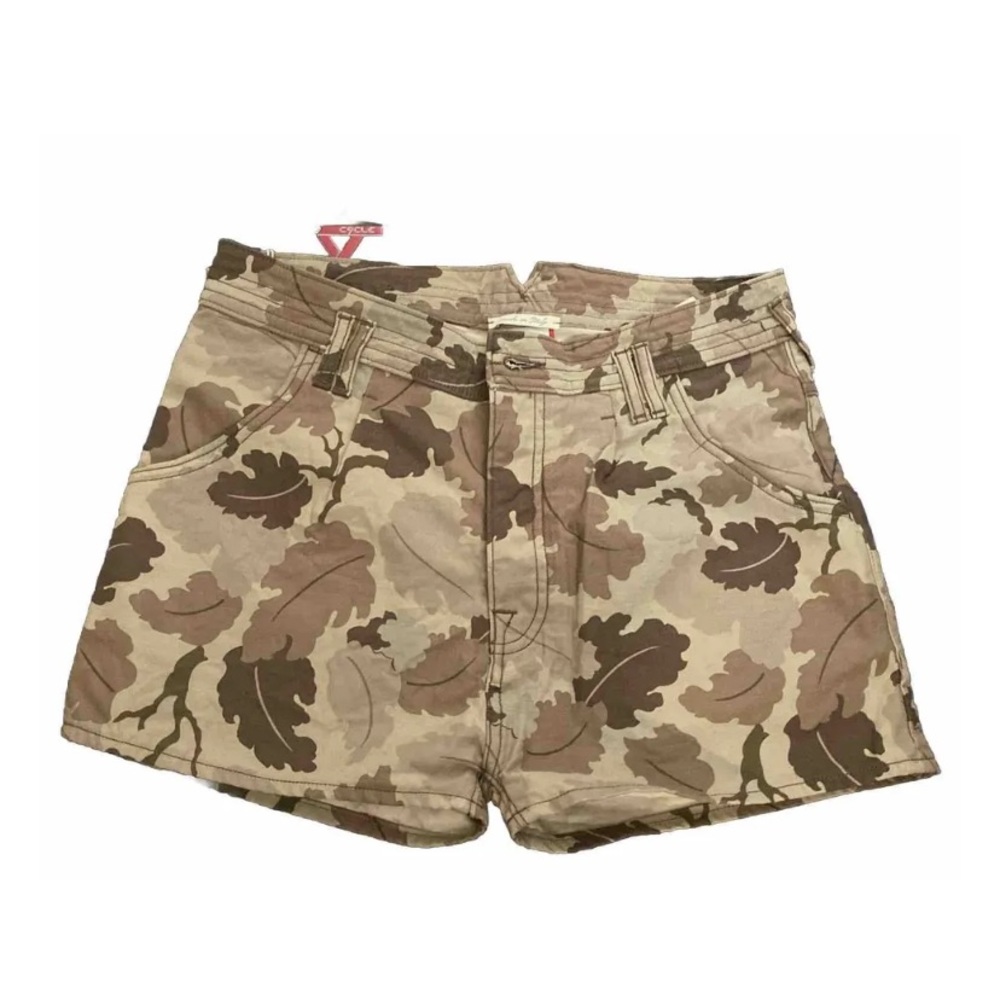 Anthropology, Cycle, made in Italy, camouflage shorts. Size 26 US 4.